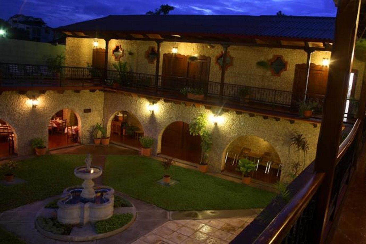 Hotel Del Patio Flores Eksteriør billede
